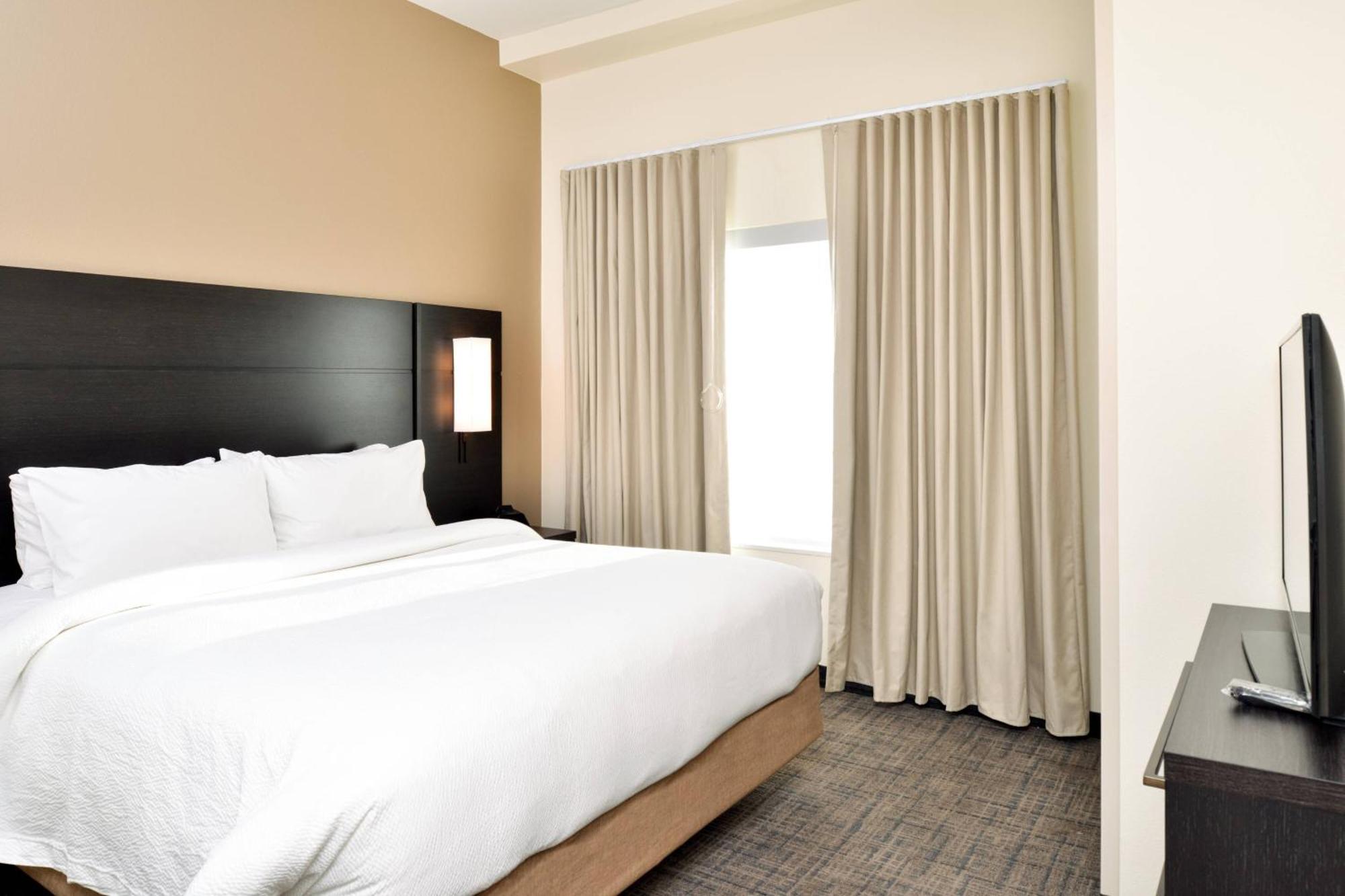 Residence Inn By Marriott Bakersfield West Buitenkant foto